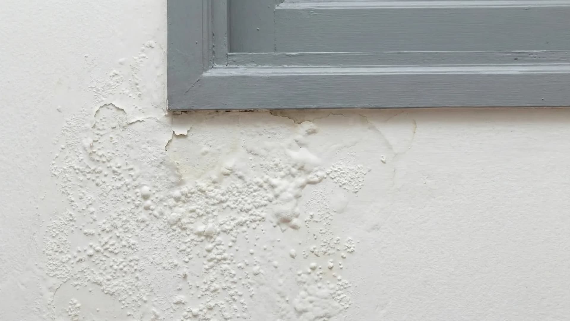 why-does-paint-bubble