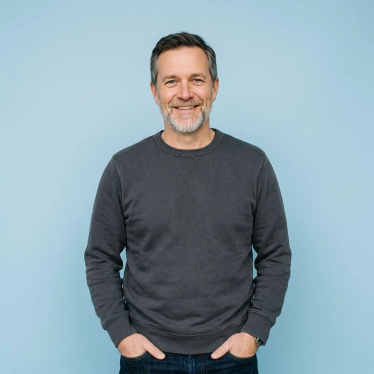 Picture of Oliver Harper